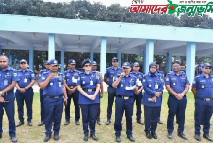 নওগাঁ জেলায় ট্রেইনি রিক্রুট কনস্টেবল (টিআরসি) পদে নিয়োগের দ্বিতীয় দিনের কার্যক্রম সফলভাবে সম্পন্ন হয়েছে।