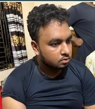 চট্টগ্রামের মীরসরাইয়ে ব্যবসায়ীকে মারধর করে দেড় লাখ টাকা ছিনতাই করে নিয়ে গেছে দুর্বৃত্তরা