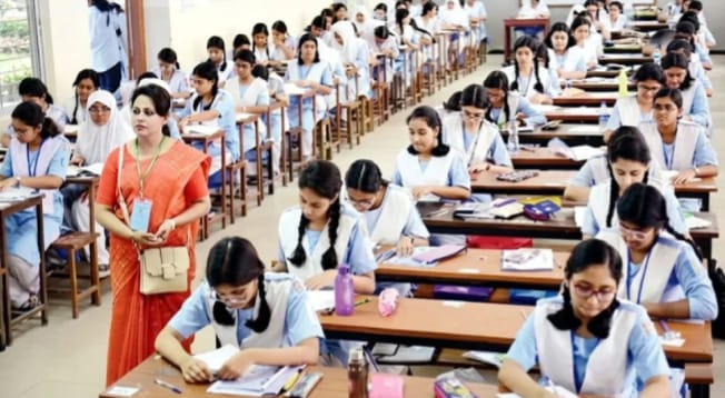 এসএসসি ও সমমানের পরীক্ষা শুরু আজ