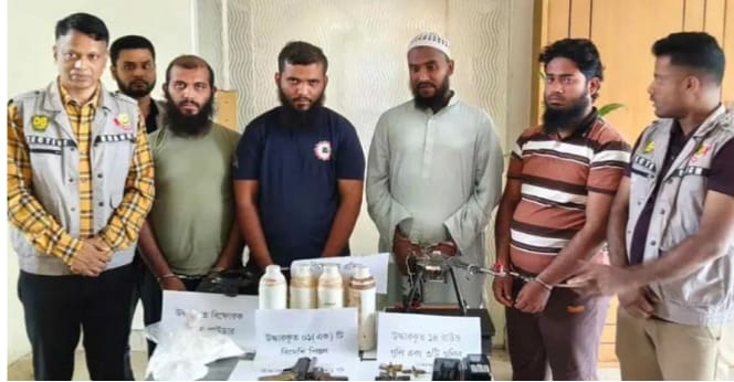 রাজধানীতে অস্ত্র ও ড্রোনসহ ৪ জঙ্গি গ্রেফতার