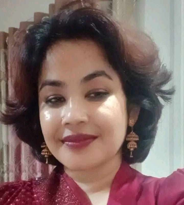 রাজশাহীর দাওকান্দি কলেজে পুরুষ নির্যাতনকারী মহিলার অনেক গোপন তথ্য বেরিয়ে আসছে