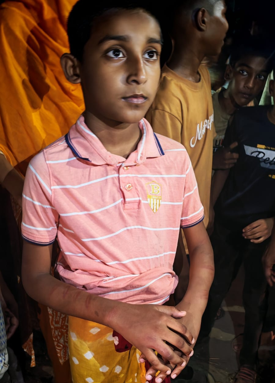 পড়তে না পাড়ায় ‎মাদ্রাসা ছাত্রকে মারধরের অভিযোগ, অবরোদ্ধ শিক্ষক