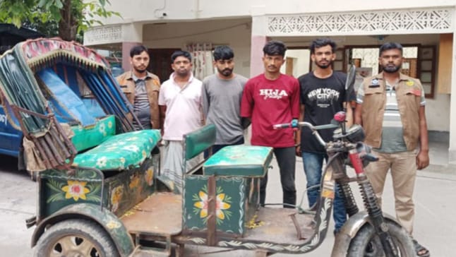 রাজশাহীতে অটোরিকশা চালক হত্যা মামলার রহস্য উদঘাটন, গ্রেপ্তার ৪