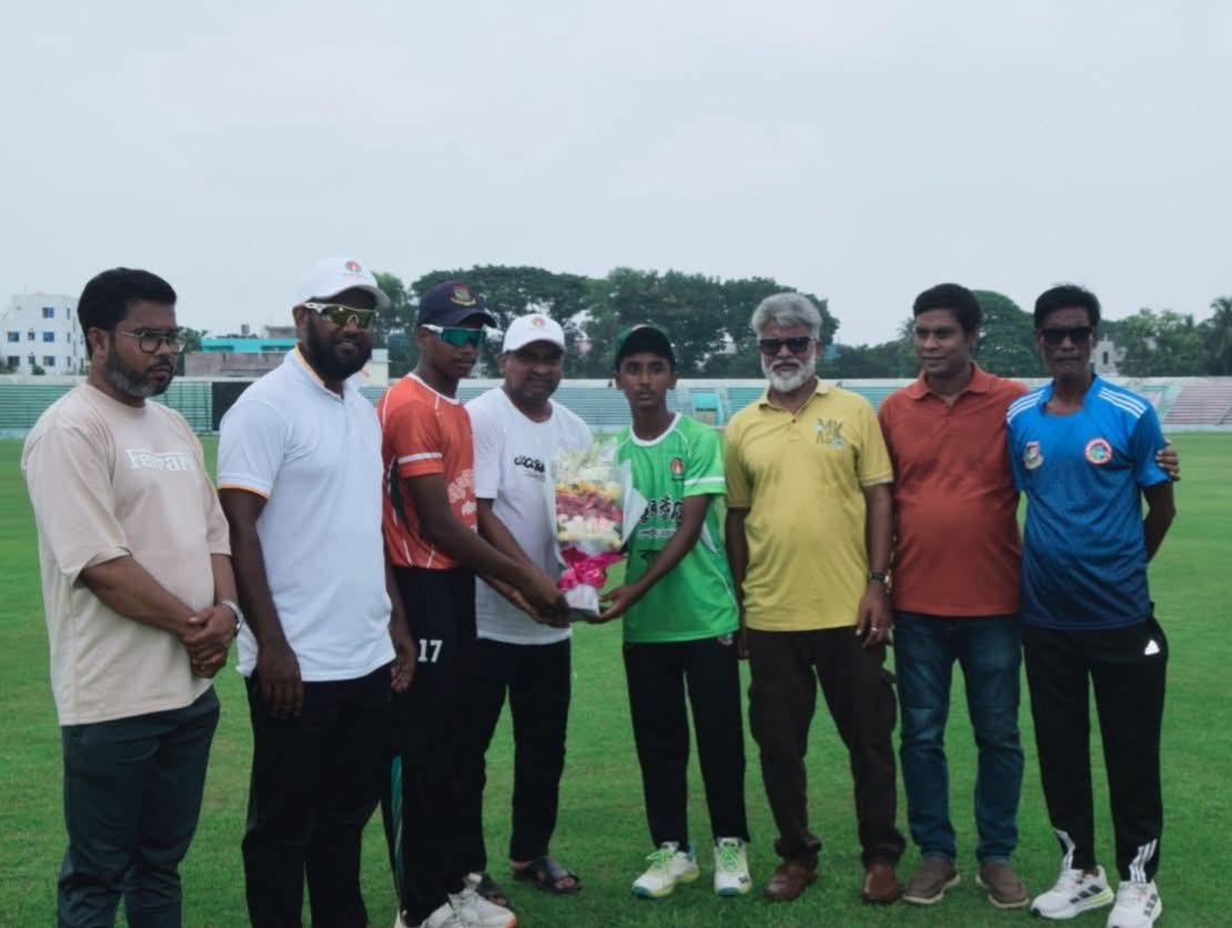 ফাইনালের উদ্বোধন করলেন বিসিবি কাউন্সিলর মোজাদ্দেদ জামানী সুমন