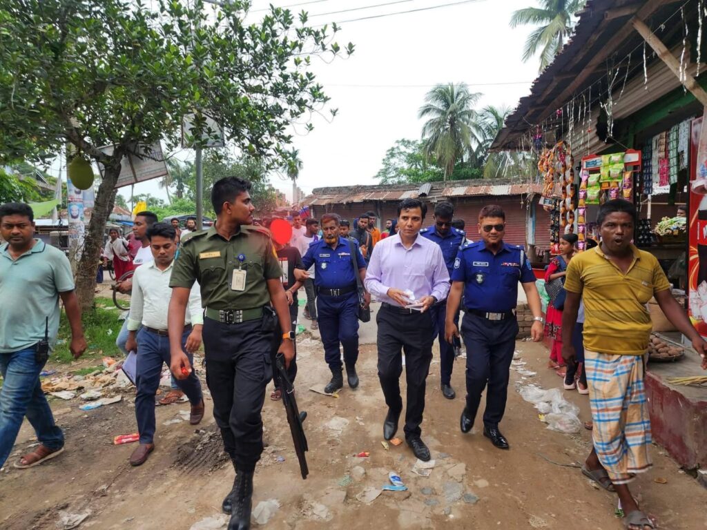 মাদক ও মাদকসেবী প্রতিরোধে দিঘলিয়ায় প্রশাসন ও পুলিশের অভিযান অব্যাহত