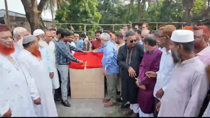 নওহাটা পৌরসভায় এক কোটি ২০ লাখ টাকার উন্নয়নকাজের উদ্বোধন করলেন এমপি মিলন