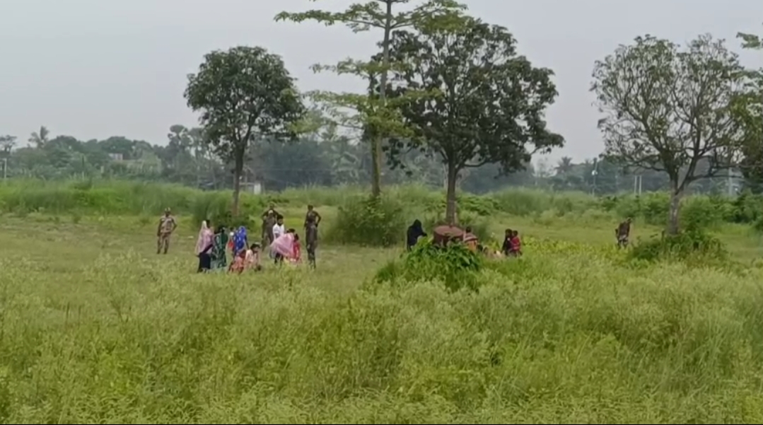 চাঁপাইনবাবগঞ্জে ২০ জনকে পুশইনের চেষ্টা ঠেকালো বিজিবি, সীমান্তে উত্তেজনা