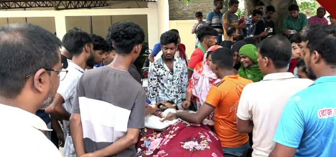 চাঁপাইনবাবগঞ্জে বন্ধুর ছুরিকাঘাতে যুবক নিহত