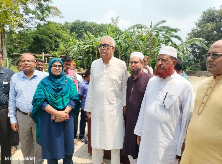 শিক্ষাবান্ধব অবকাঠামো উন্নয়নে ইসলামী একাডেমিতে ২ কোটি টাকার নতুন ভবনের ভিত্তিপ্রস্তর স্থাপন করলেন এমপি আবু সাঈদ চাঁদ
