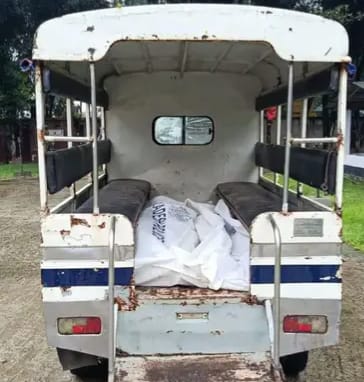 নওগাঁ জেলার মহাদেবপুরে স্বামী-স্ত্রীর মরদেহ উদ্ধার