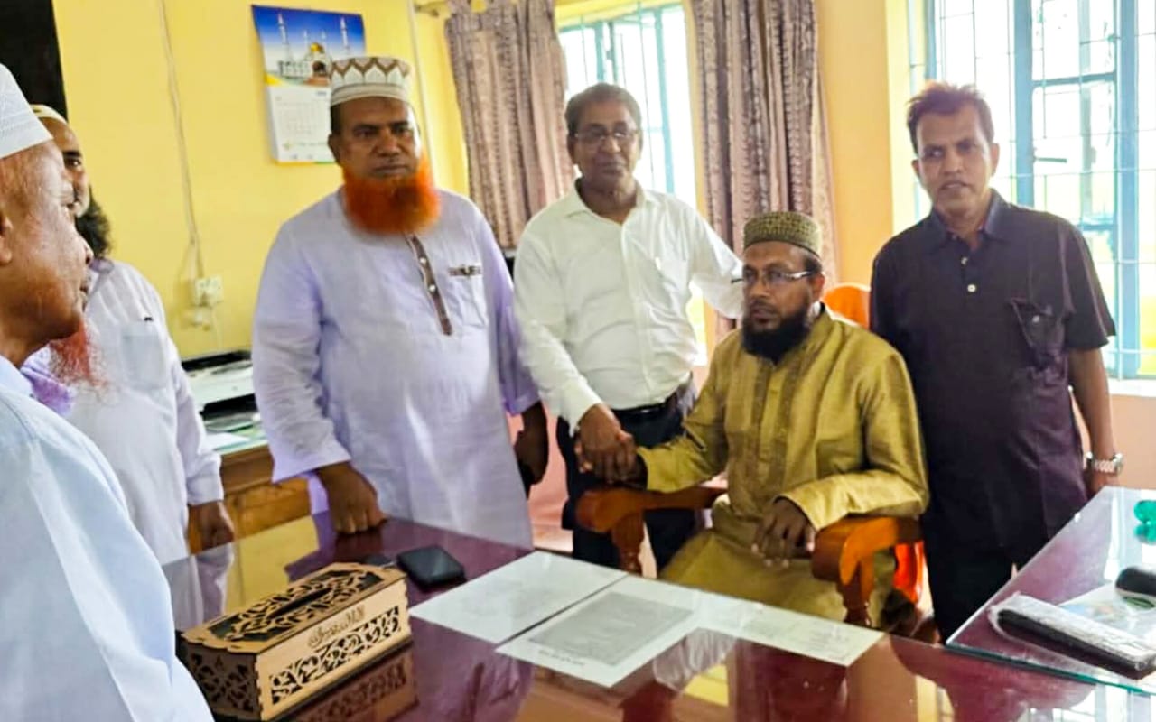 আত্রাই অগ্রণী ডিগ্রী কলেজের ভারপ্রাপ্ত অধ্যক্ষ হিসাবে আব্দুল আওয়াল-এর দায়িত্ব গ্রহণ