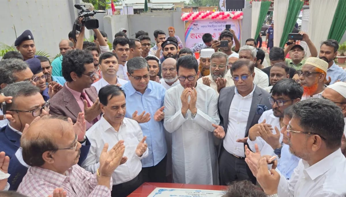 নওগাঁ বিশ্ববিদ্যালয় কার্যক্রমের উদ্বোধন করলেন শিক্ষা মন্ত্রী