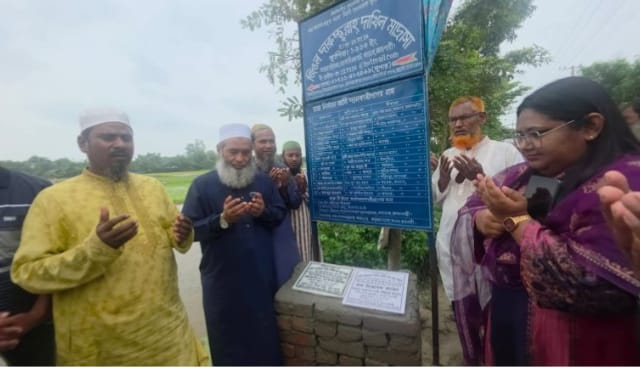 রাজশাহী তানোরে নতুন সড়কের উদ্বোধন: সুশাসন ও সমন্বিত উন্নয়নের অঙ্গীকারে অধ্যাপক মুজিবুর রহমান