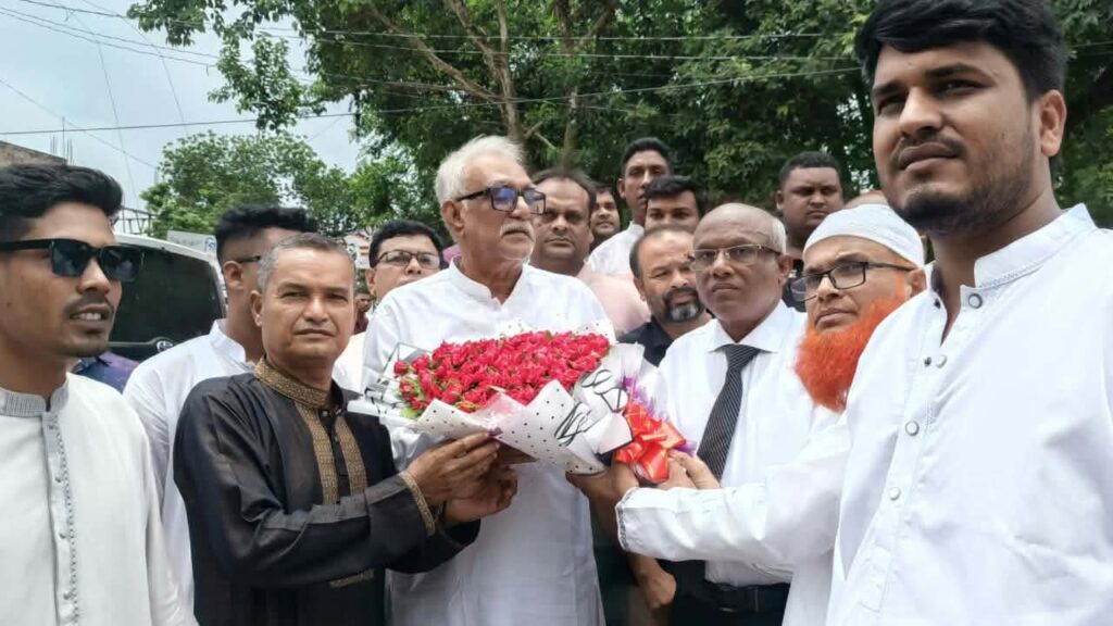 উন্নত শিক্ষাই হবে আগামীর সমৃদ্ধ বাংলাদেশের শক্তি: সংবর্ধনায় এমপি চাঁদ