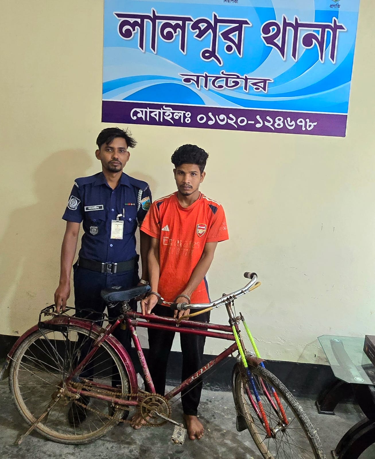 লালপুরে চুরি মামলার আসামি গ্রেপ্তার, চোরাই বাইসাইকেল উদ্ধার​”