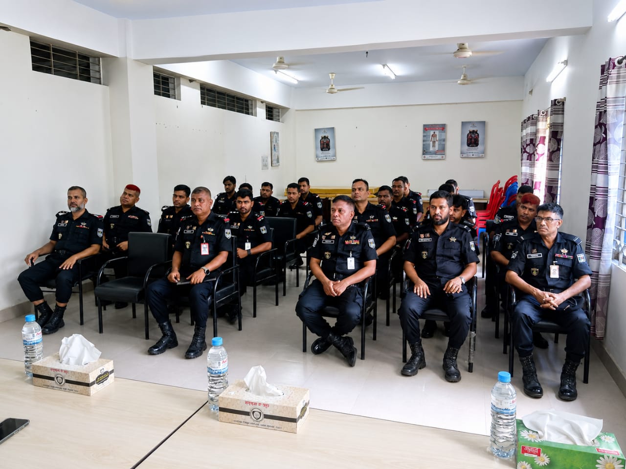মাদকের কুফল নিয়ে সিপিসি-৩, জয়পুরহাটে র‌্যাব-৫ এর সেমিনার অনুষ্ঠিত