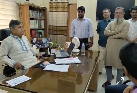 নির্বাচন অফিসে এমপি আব্দুল মান্নানের আকস্মিক পরিদর্শন, হয়রানি বন্ধের কঠোর নির্দেশ!