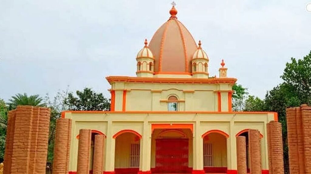মনোহরপুর গ্রামের নিতাই গৌড় ভজ মন্দিরে চুরি: গ্যাস সিলিন্ডারসহ আসবাবপত্র লুট।