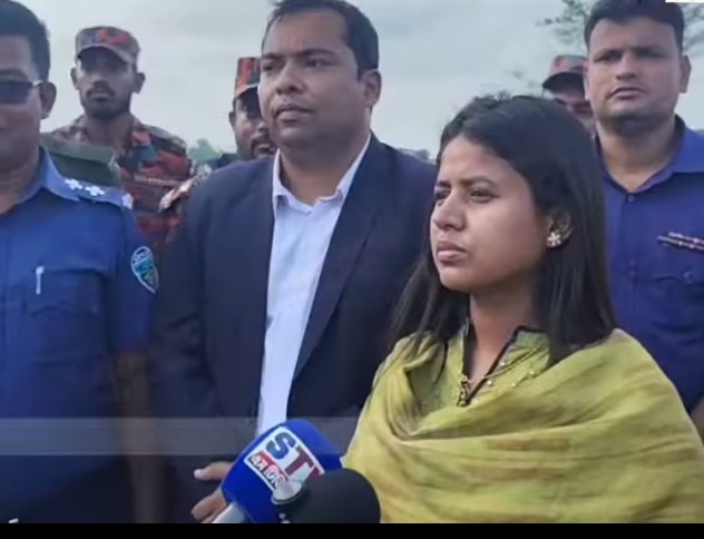 মীরসরাইয়ের  অলিনগর এলাকায় মোবাইল কোর্ট পরিচালনা করে অবৈধ ভাবে বালু উত্তোলনের সরঞ্জাম ধ্বংস করেছে প্রশাসন