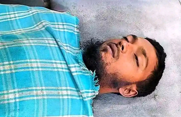 পোরশায় পুকুরে গোসল করতে নেমে কওমি মাদ্রাসা শিক্ষকের মৃত্যু
