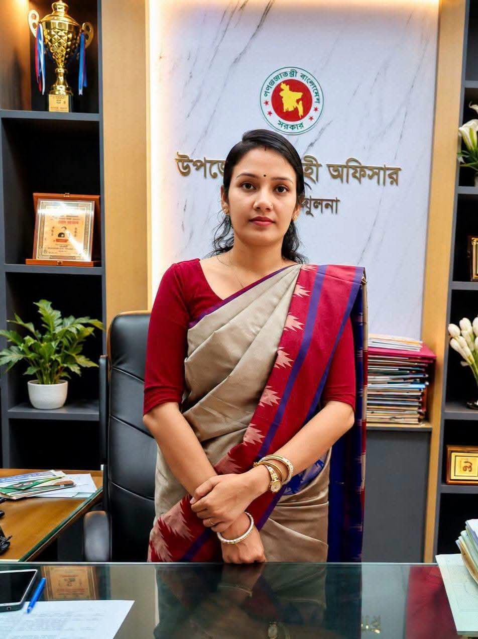 দুটি খাল পুনঃখনন প্রকল্পের ১ কোটি ৩৬ লাখ টাকা সরকারি কোষাগারে ফেরত অব্যয়িত অর্থ ফেরত দিয়ে দৃষ্টান্ত স্থাপন করলেন ডুমুরিয়ার ইউএনও