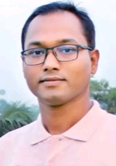 চট্টগ্রামের মীরসরাইয়ের কাস্টম কর্মকর্তা (সিলেটে কর্মরত:) ফেনীর লাল পোলে সড়ক দুর্ঘটনায় নিহত।