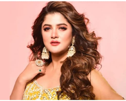 কেন নিজেকে ‘শেষ’ করে দিতে চেয়েছিলেন শ্রাবন্তী