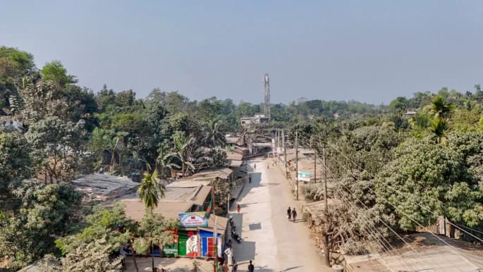 দেশের সবচেয়ে আলোচিত চট্টগ্রামের সীতাকুণ্ডের জঙ্গল সলিমপুরে যৌথ বাহিনীর বিশেষ অভিযান চলমান