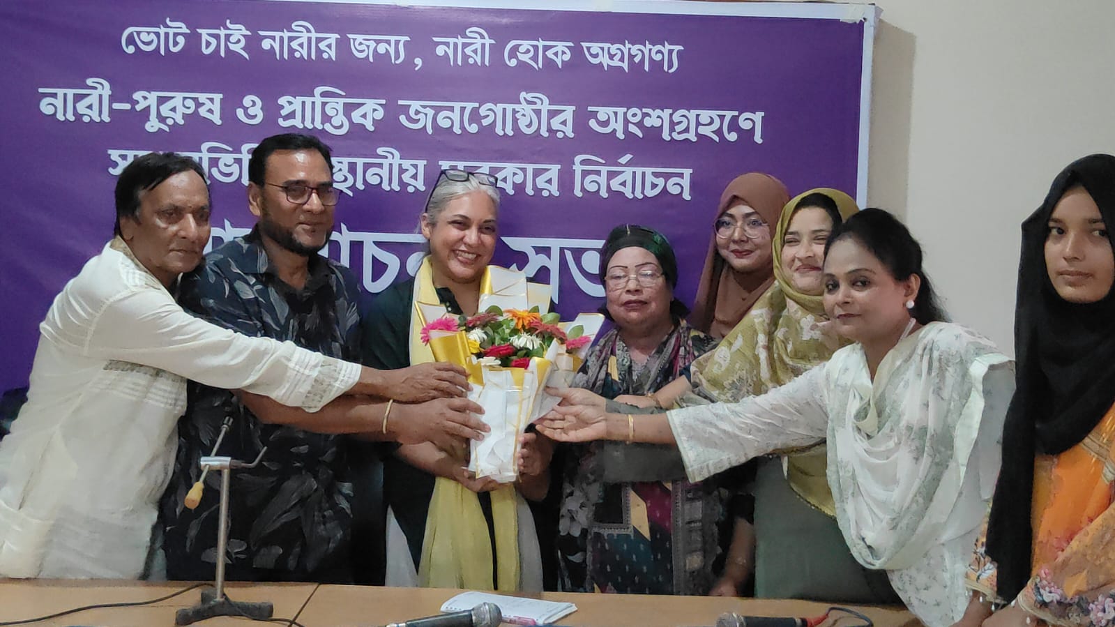 ​চাঁপাইনবাবগঞ্জে ৫৩ বিজিবি’র পৃথক অভিযানে বিপুল পরিমাণ মাদক ও বাইসাইকেলসহ ১ জন আটক