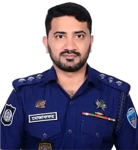 সাবেক র‍্যাব এবং বর্তমানে এসআরবি থেকে এএসপি হয়ে মীরসরাই দায়িত্বে আসলেন এ.আর.এম মোজাফফর হোসেন
