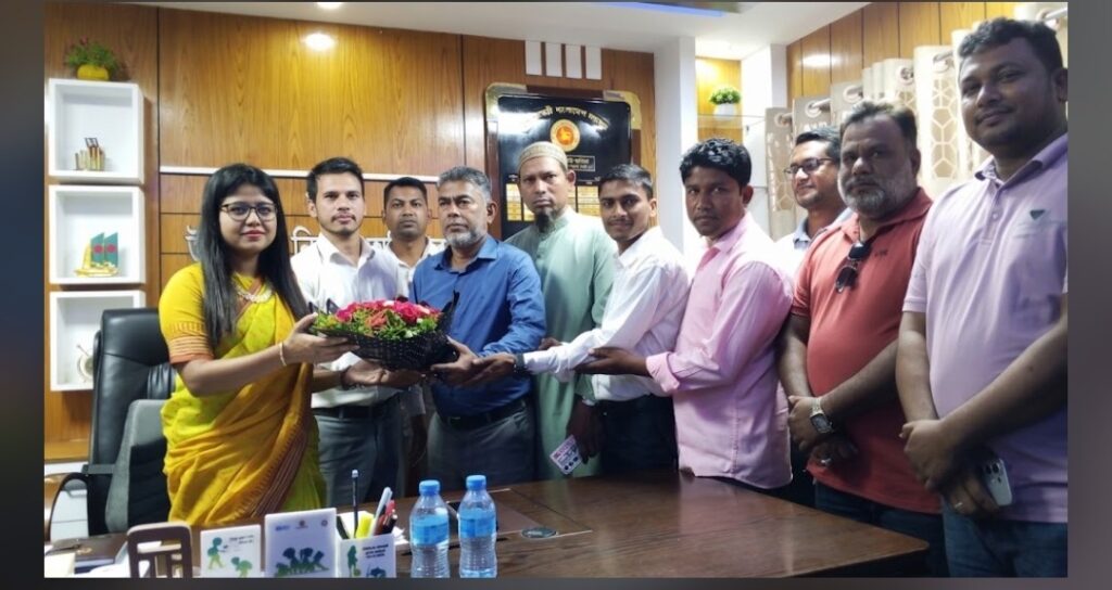 লামায় নবাগত উপজেলা নির্বাহী অফিসারের সাথে  লামা প্রেস ক্লাবের সৌজন্য সাক্ষাৎ