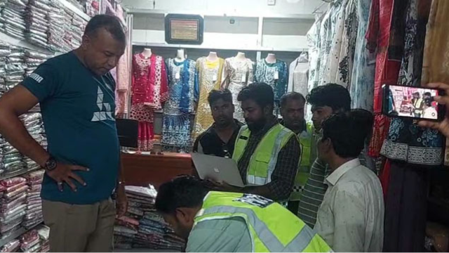 নাটোরে জার্মান পর্যটকের চুরি হওয়া ল্যাপটপ উদ্ধার